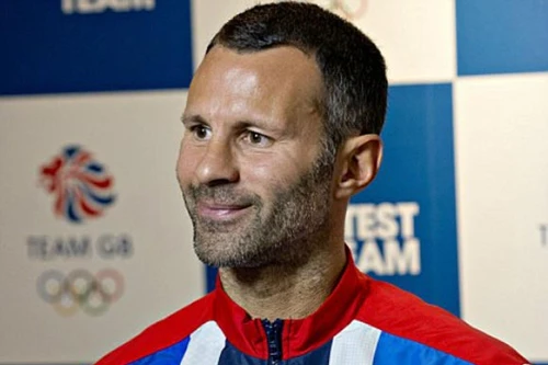 Ryan Giggs được trao vinh dự lớn
