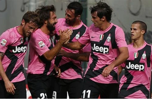 Juventus nhọc nhằn giữ ngôi đầu
