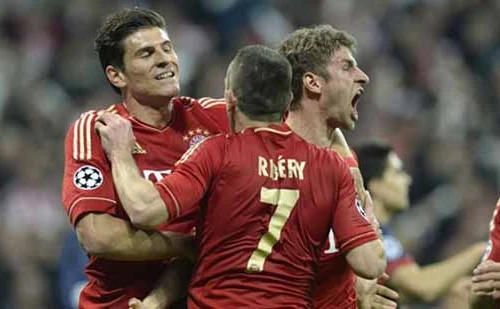 Bayern 4 - 0 Barca: "Hùm xám" hủy diệt "gã khổng lồ"