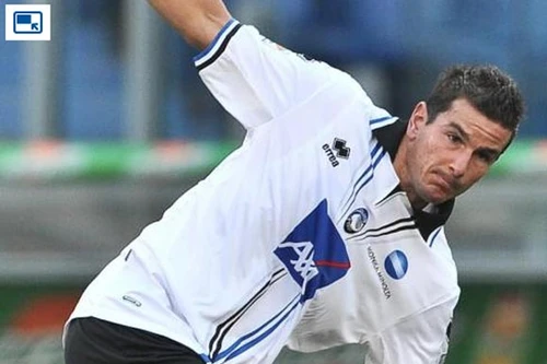 Bán độ để đội nhà thăng hạng