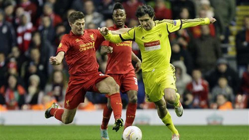 Bóng đá Anh gỡ gạc thể diện