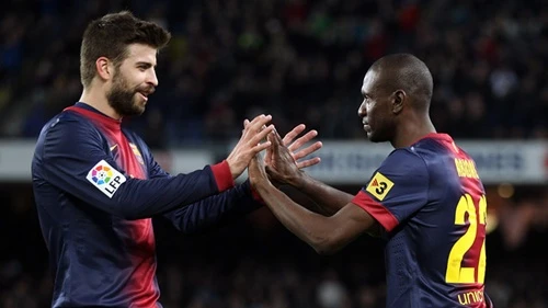 Abidal lần đầu trở lại sân cỏ sau 406 ngày