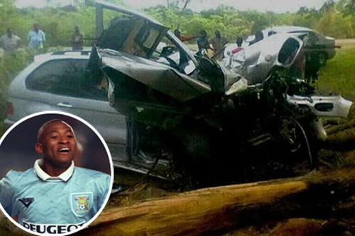 Cựu sao Premier League gãy hai chân vì tai nạn