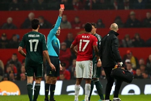 MU bị loại bởi quyết định "khó hiểu" của trọng tài