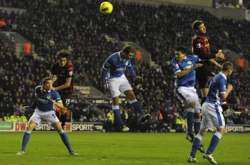 Man City trở lại mạch thắng