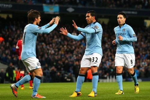 FA Cup: Man City tiến gần tới Wembley