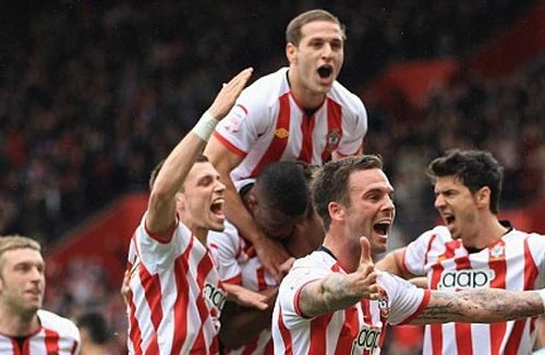 Southampton trở lại Premier League