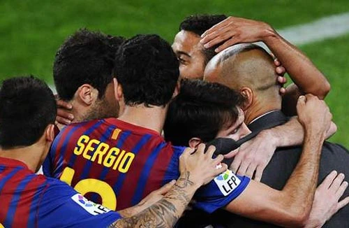 Cuộc “chia ly màu đỏ” trên sân Camp Nou 