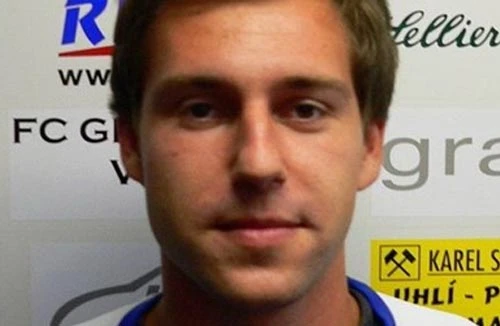 Lại thêm một cầu thủ từ giã cõi đời