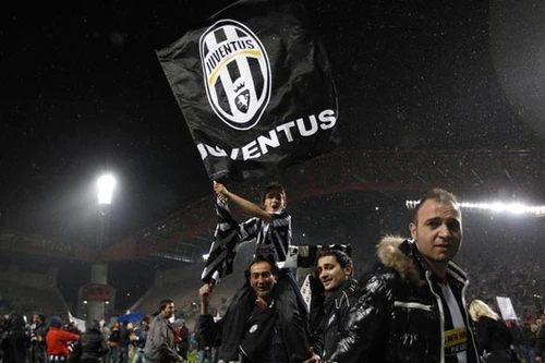 Juventus trở lại đỉnh cao Serie A 