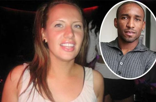 Tiền đạo Tottenham có con với bạn gái cũ