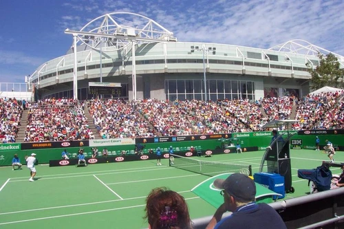 Phạt nặng hành vi quá khích ở giải Australian Open