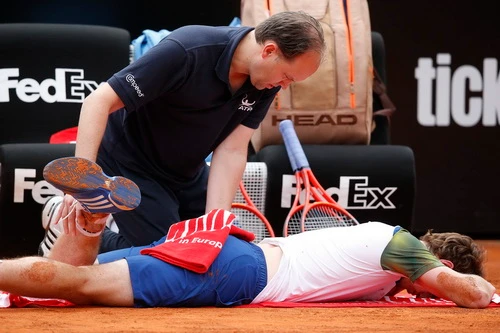 Murray dính chấn thương, chia tay sớm Rome Open
