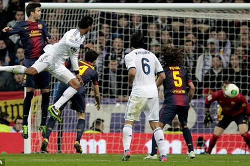 El Clasico: Real thoát thua nhờ trung vệ tuổi teen