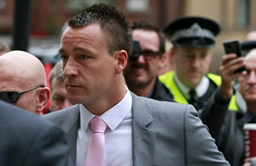 Terry bất ngờ từ giã đội tuyển Anh