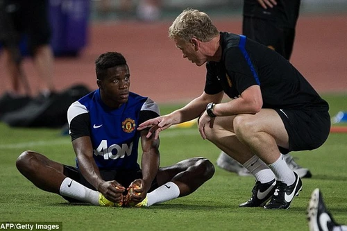 Zaha bị đẩy khỏi Old Trafford