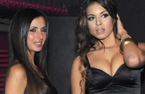 Ông chủ Milan tổ chức tiệc sex trị giá 20 triệu euro