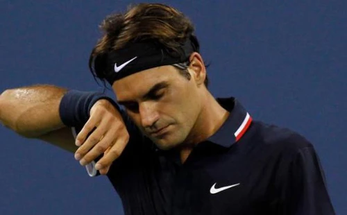 Federer rút lui khỏi Rogers Cup 2013