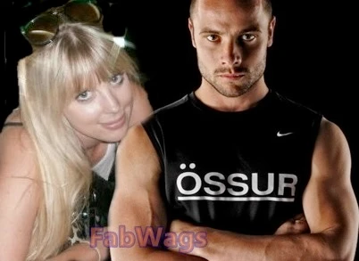 Người không chân Oscar Pistorius giết bạn gái vì "người thứ ba"?