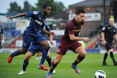 Man City thua sốc trước đội bóng hạng 3 nước Anh