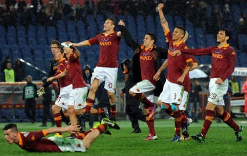 AS Roma lập kỷ lục