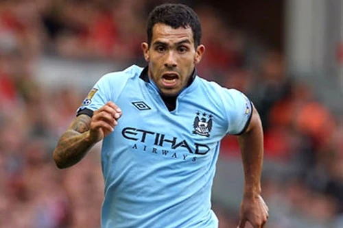 Carlos Tevez đối diện với án phạt tù: Chỉ vì... dốt tiếng Anh