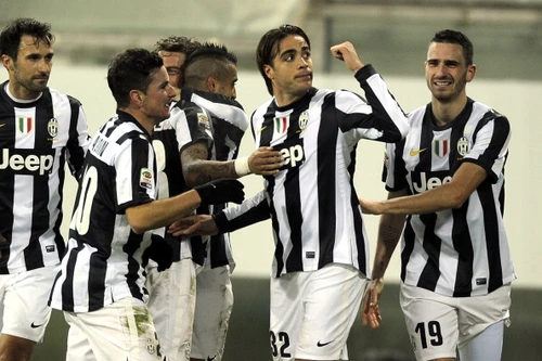 Juve đi vào lịch sử Serie A