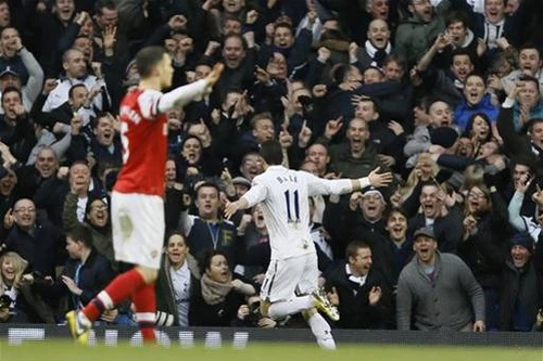 Tottenham đá bay Chelsea khỏi tốp 3