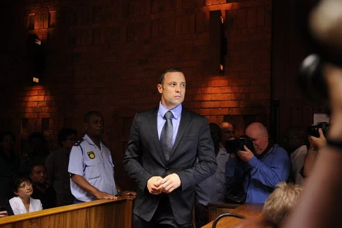  Diễn biến bất ngờ về vụ “người không chân” Oscar Pistorius