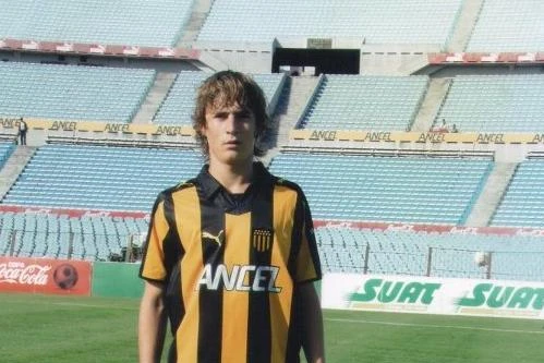  Hé lộ tân binh đầu tiên của M.U dưới triều đại David Moyes