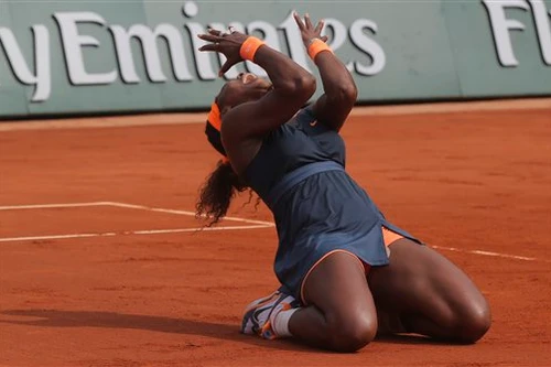 Cô em nhà Williams độc cô cầu bại