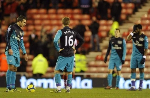 Lại một mùa giải trắng tay với Arsenal?