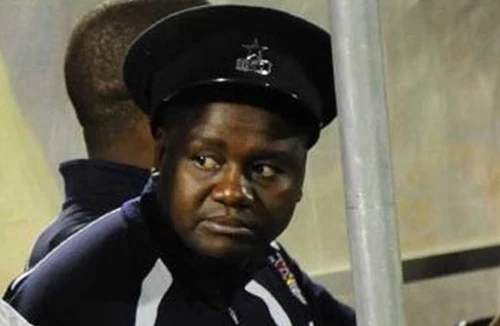 HLV đội tuyển Nam Phi chết vì tai nạn giao thông