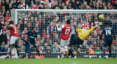 Arsenal bị loại khỏi Cup FA 