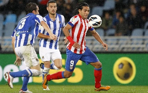 Falcao lại nổ súng, Atletico tiếp tục bám sát Barca