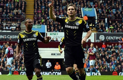 Lampard giúp Chelsea giành vé Champions League