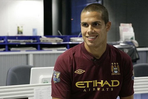 Man City bất ngờ có tân binh đầu tiên