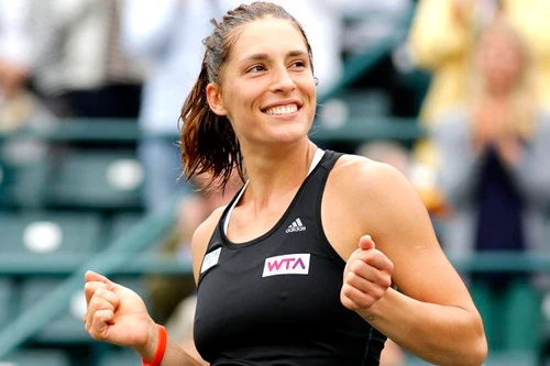 Đánh bại "hiện tượng" Cepelova, Petkovic giành chức vô địch