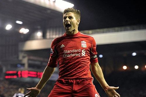 Gerrard trở lại, Liverpool đè bẹp Newcastle