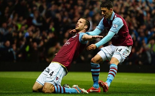 Đại thắng Sunderland, Aston Villa tràn đầy hi vọng trụ hạng