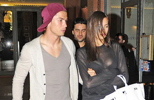 Cảnh sát phá hỏng đêm hẹn hò của Ronaldo 