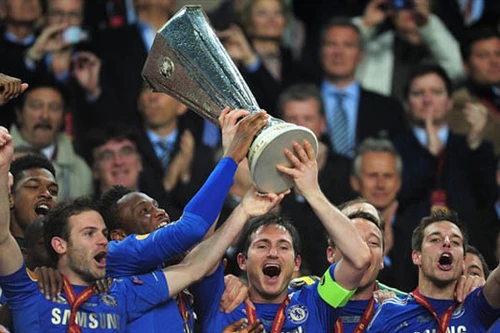 Chelsea lập kỳ tích tại châu Âu