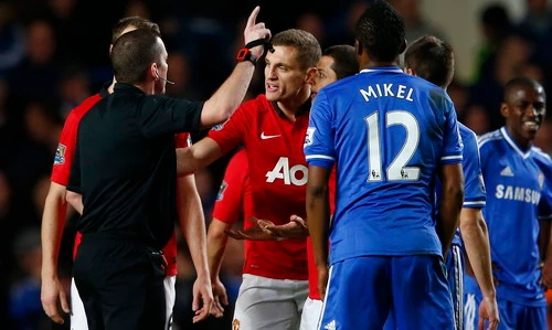 Chelsea phá tan giấc mơ bảo vệ ngôi vương của MU