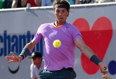 Rafa Nadal vuột ngôi đầu tại Chile Open