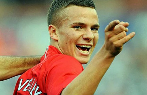 MU vừa đưa thêm một Cleverley nữa về Old Trafford