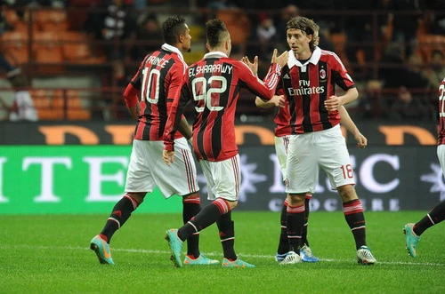 El Shaarawy lại cứu AC Milan