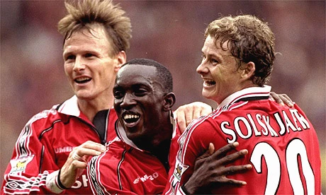 Các huyền thoại rủ nhau trở lại khoác áo MU