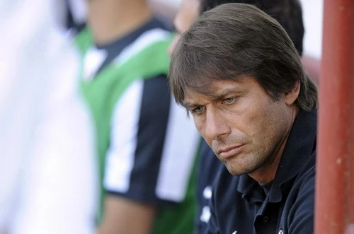 HLV Antonio Conte, Pepe và Bonucci bị cáo buộc dàn xếp tỷ số