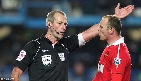 Lộ danh tính trọng tài bắt trận Man City - M.U