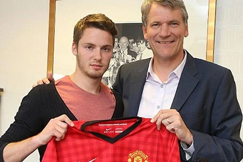 MU mua tài năng trẻ người Anh